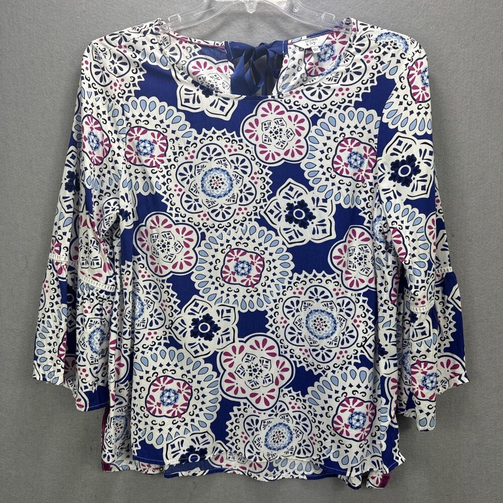Crown & Ivy Top Size Large Back Ribbon Closure Bell Sleeves Blue White Pink Boho